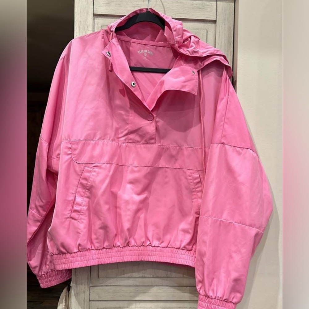 Year of Ours Windbreaker with Hood Size Medium 
Super Cute.